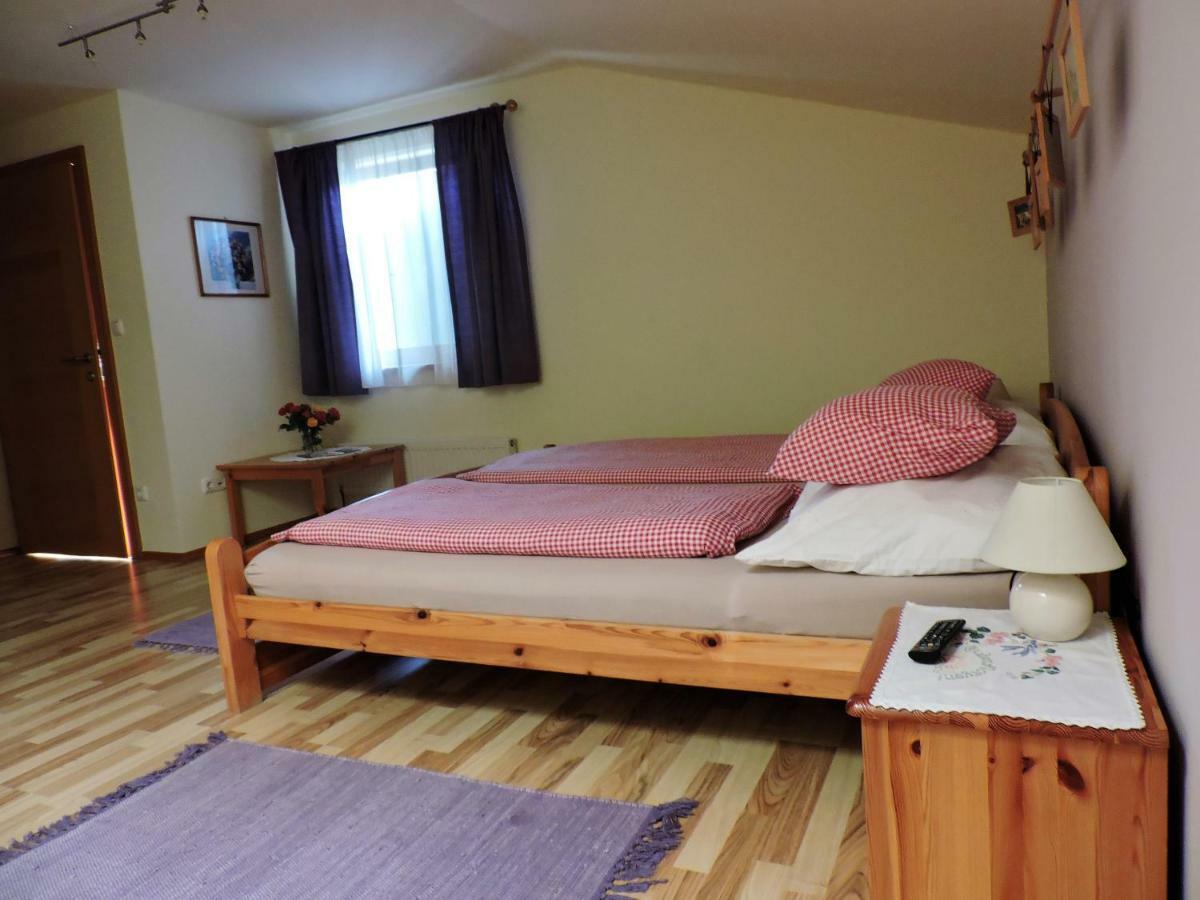 Gaestezimmer Klopfer Sankt Johann im Saggautal Ngoại thất bức ảnh