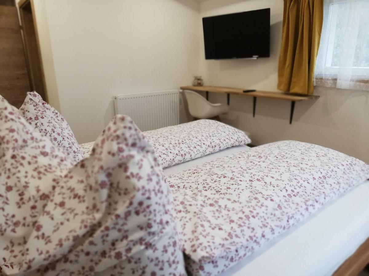Gaestezimmer Klopfer Sankt Johann im Saggautal Ngoại thất bức ảnh